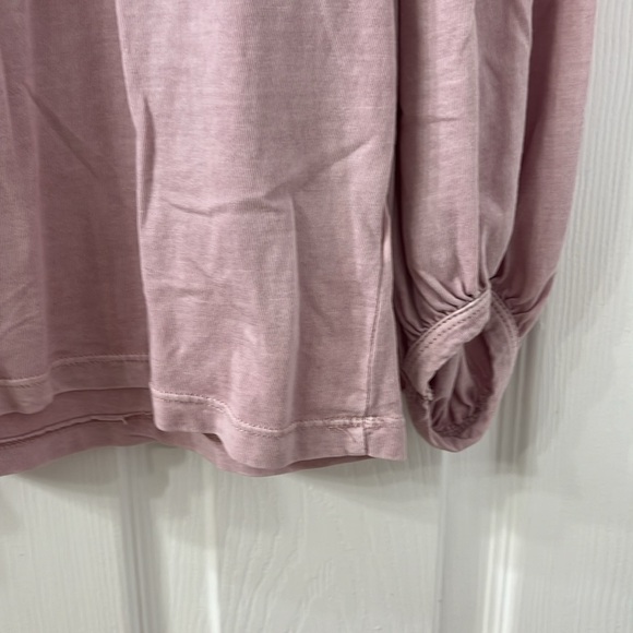 Universal Threads Top - Picture 4 of 5